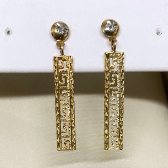 10K gold greek key earrings - Picture 1 of 2